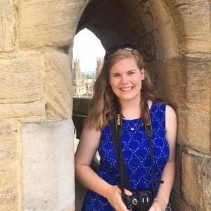 Meet your Posher, Abigail